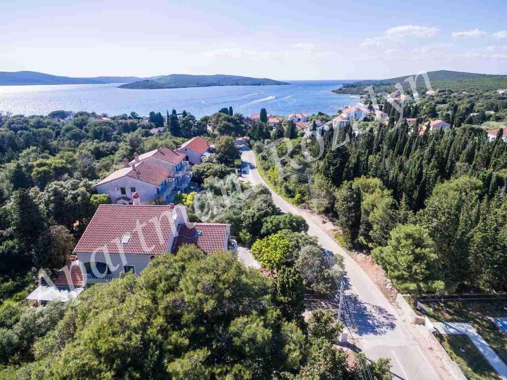 Apartments Rozelyn Ugljan Exterior photo